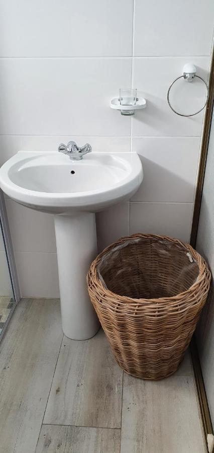 Summer Sand Holiday Cottages Скотбург Екстериор снимка